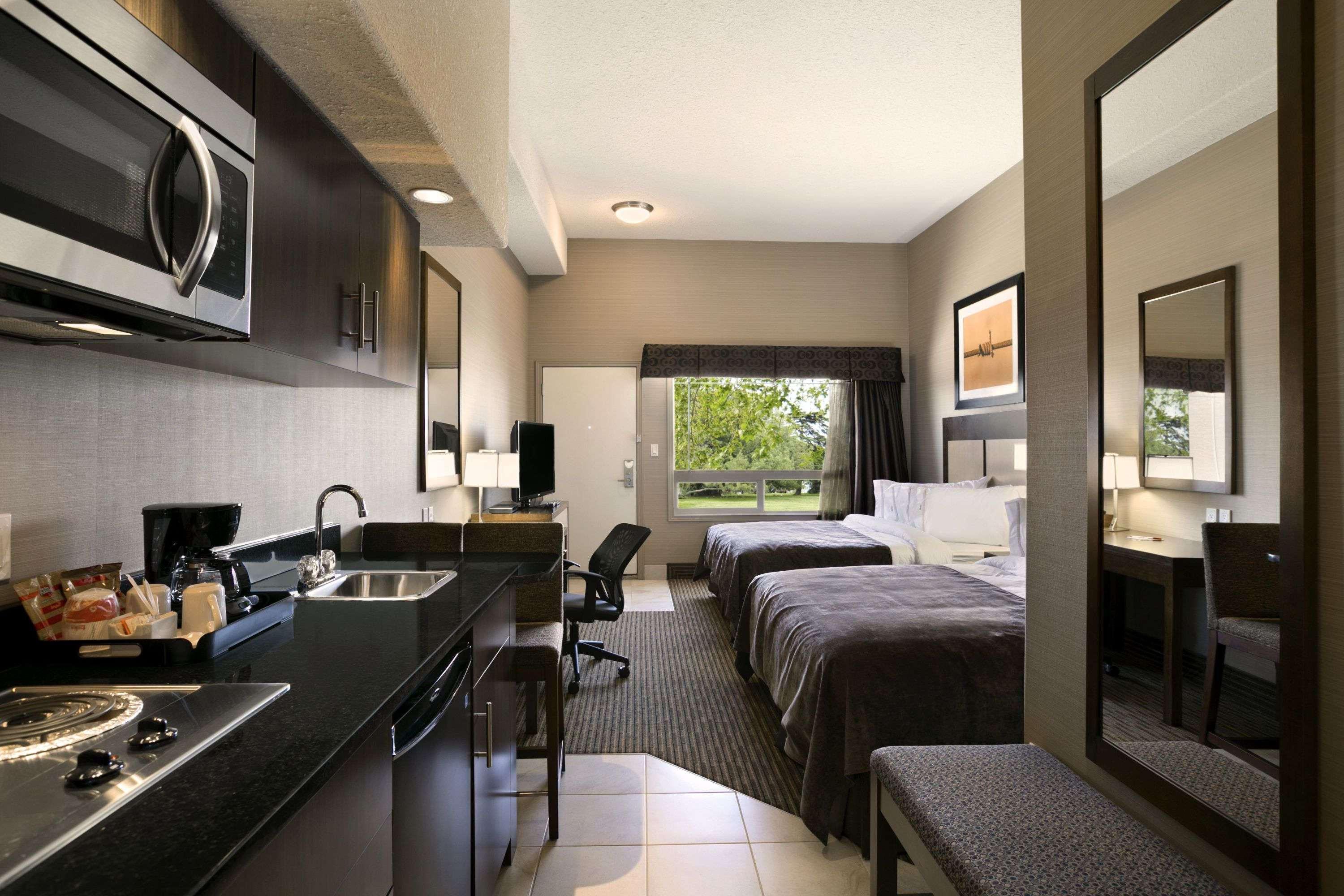 Готель Ramada By Wyndham Conklin Екстер'єр фото